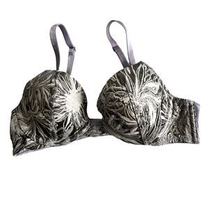 Victoria's Secret Dream Angels Bra Push-Up Silver Lavender Adjustable Straps 32A